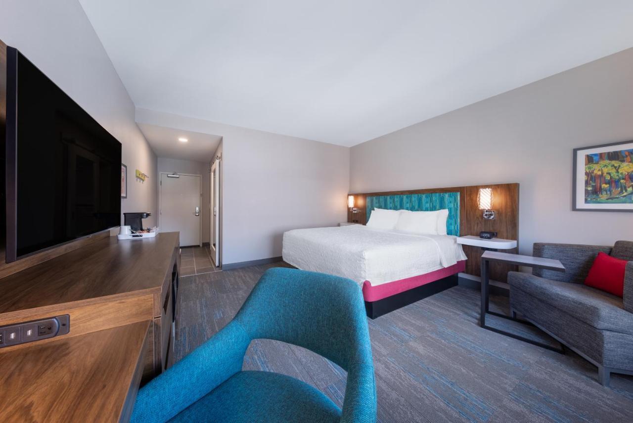 Hampton Inn Columbus Downtown, Ga Екстериор снимка