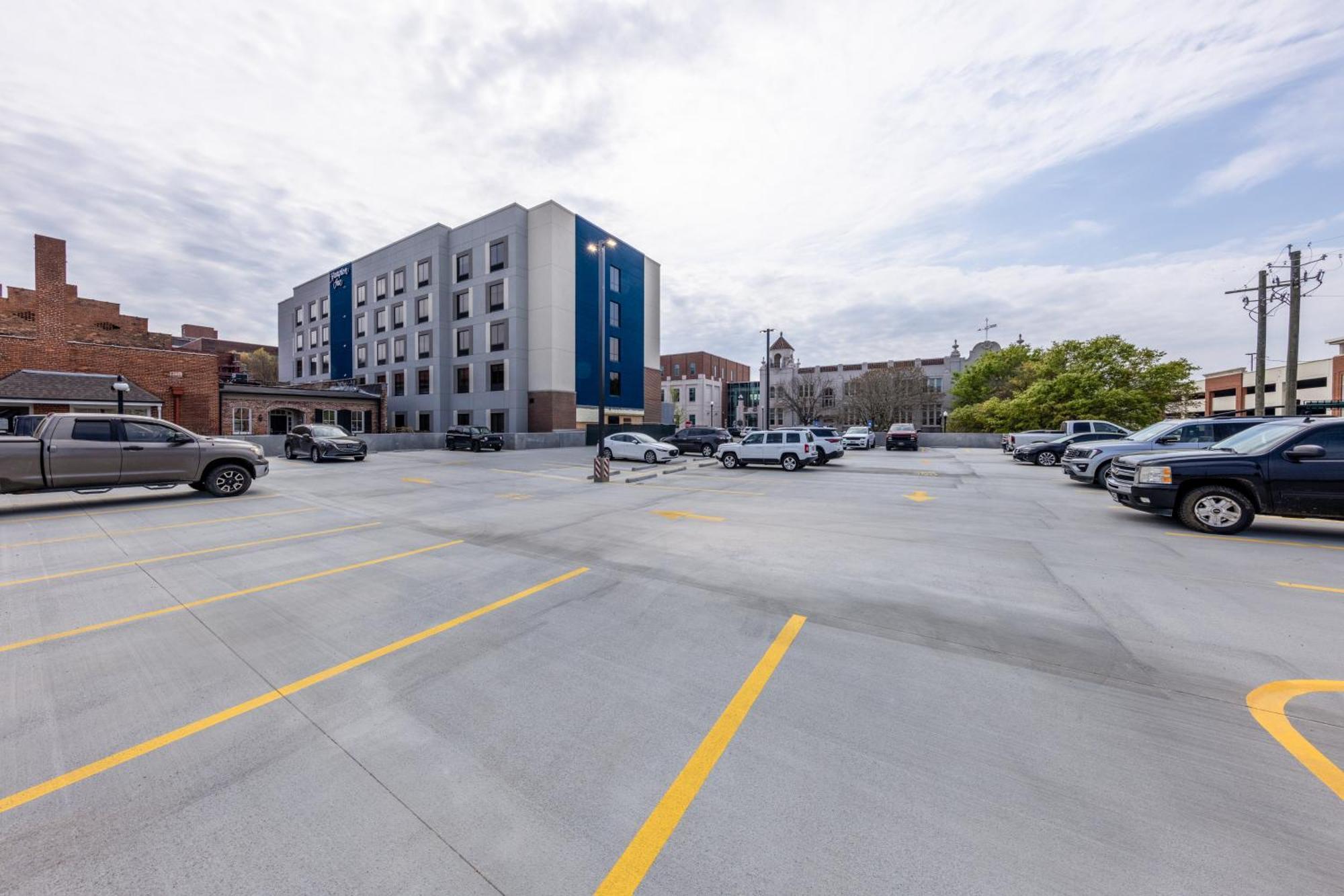 Hampton Inn Columbus Downtown, Ga Екстериор снимка